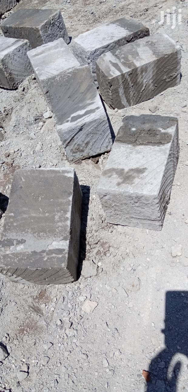 Machine Cut Stones - thumbnail 3