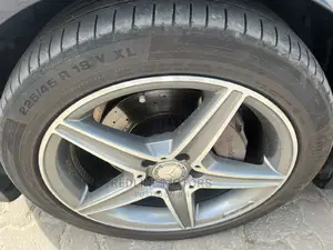 Mercedes-Benz C200 2017 Gray