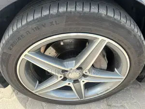 Mercedes-Benz C200 2017 Gray