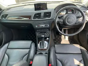 Audi Q3 2.0 TFSI 180hp 2016 Silver