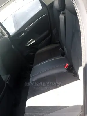 Honda Fit Shuttle 1.5 Hybrid 2WD 2016 Blue
