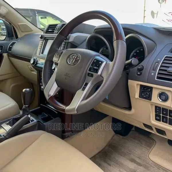 Toyota Land Cruiser Prado 2.8 2017 Pearl