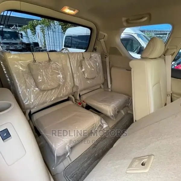 Toyota Land Cruiser Prado 2.8 2017 Pearl