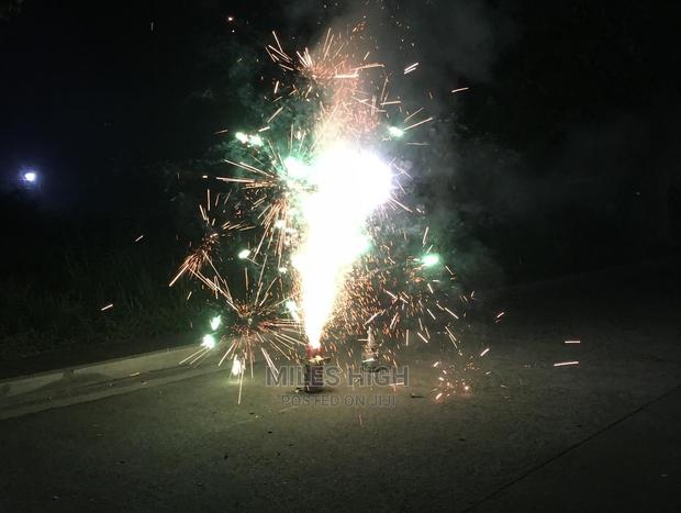 Fireworks Showers - thumbnail 2