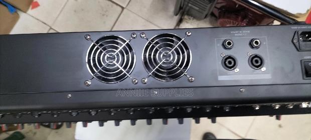 16ch Max Powered Mixer 2500W - thumbnail 2