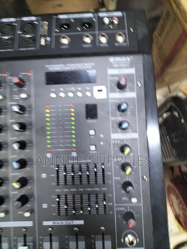 16ch Max Powered Mixer 2500W - thumbnail 4