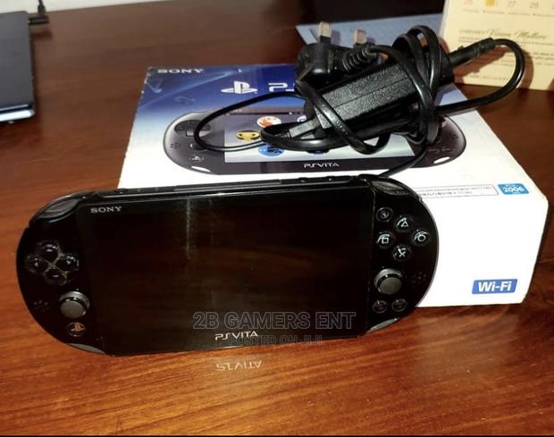 Psvita , 32gb , 10 Games - main view