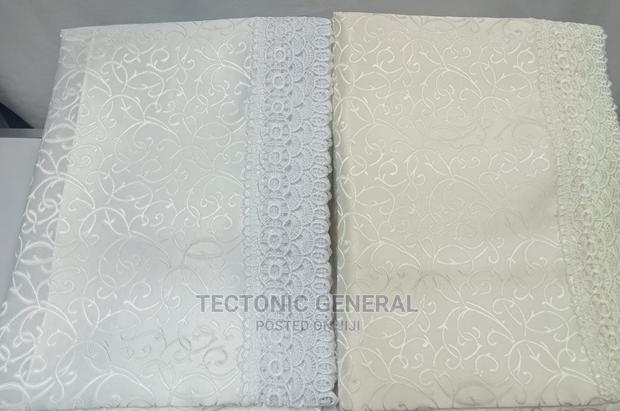 150*220cm Table Cloth Polyester Jacquard
Cream and White* - thumbnail 3