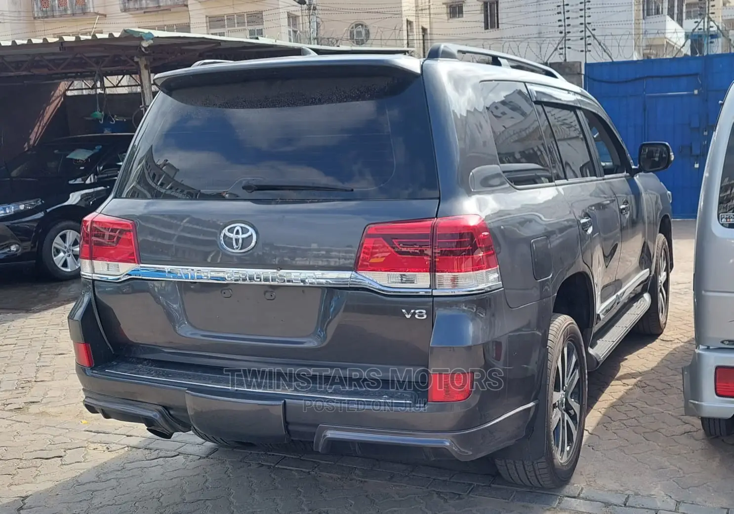 Toyota Land Cruiser 4.5 V8 DSL 2015 Gray