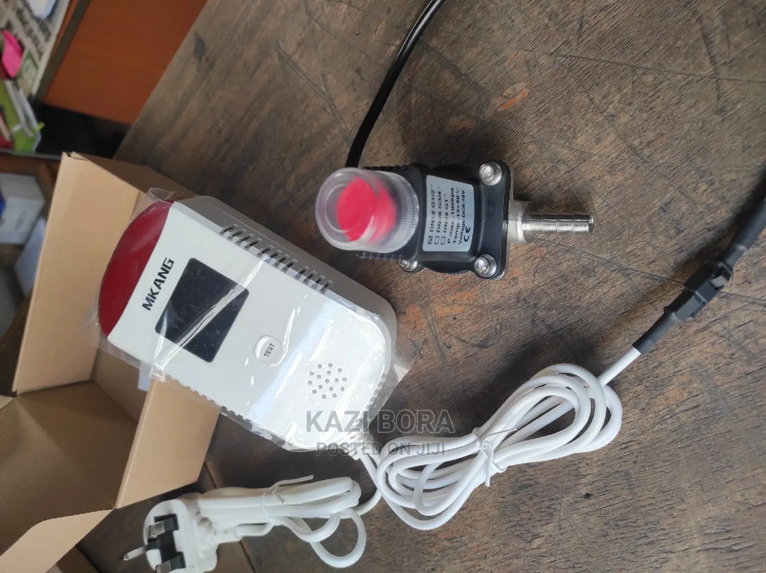 LPG Gas Leakage Detector With Shut Off Valve