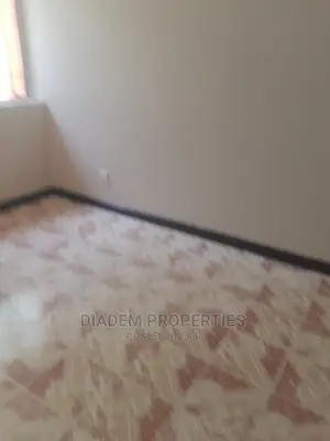 Commercial 5 Bedroom Maissionette to Let