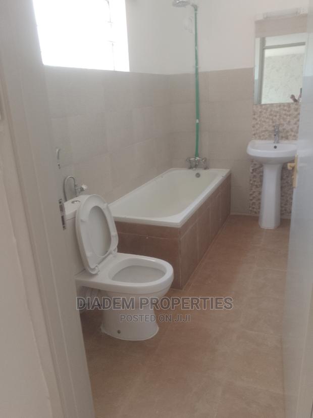 Commercial 5 Bedroom Maissionette to Let - thumbnail 7