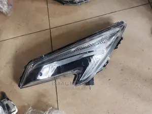Nissan Juke 2014/16 Headlight