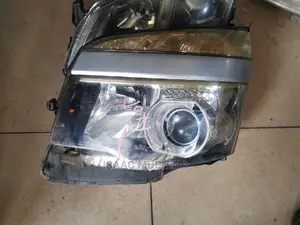 Voxy 2012 Xenon Headlight