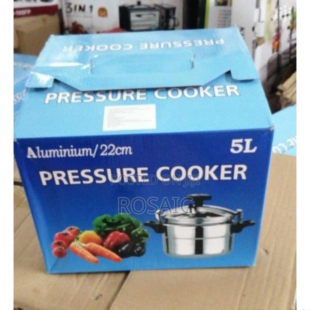5 Litres Pressure Cooker