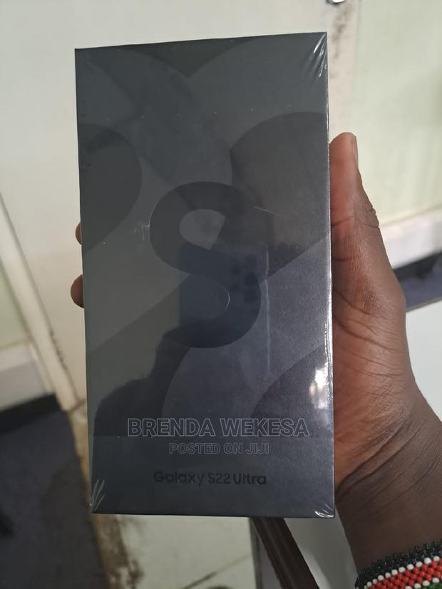 New Samsung Galaxy S22 Ultra 256 GB White - main view