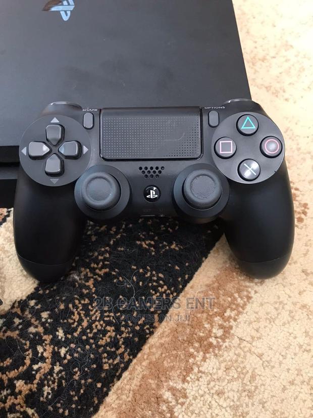 Slim Ps4, Ex Japan  - thumbnail 3