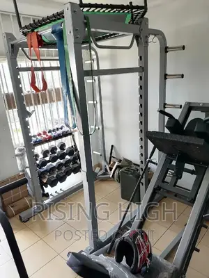 Heavy-Duty Power Rack