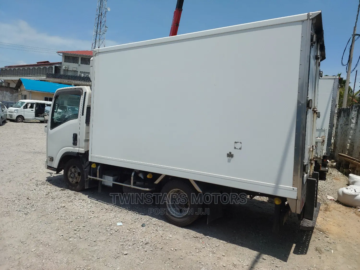 Isuzu Refrigarated Body