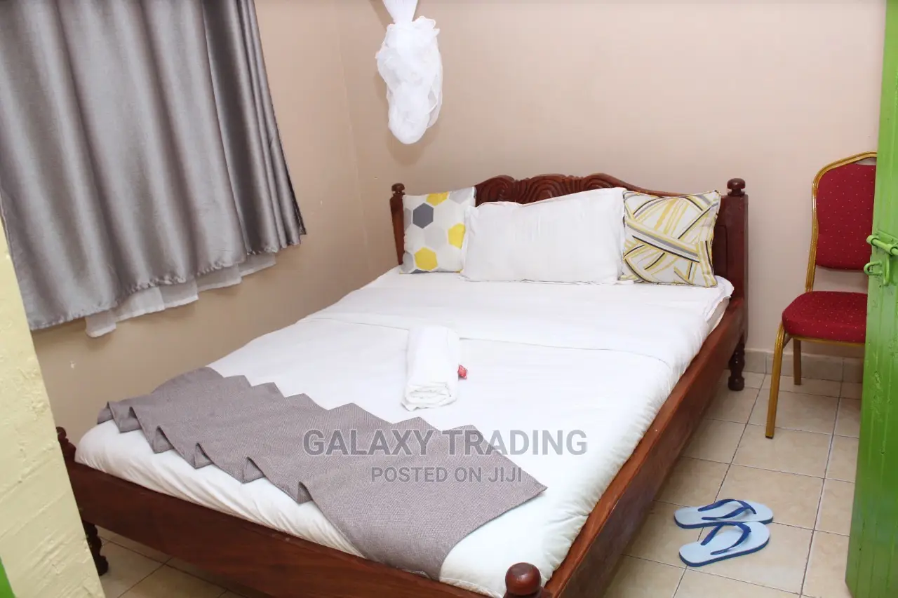1 Bedroom House