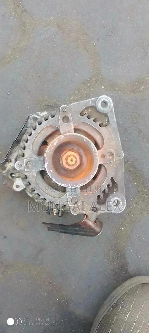 Honda CRV Re4 Alternator - main view