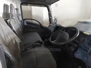 Isuzu Elfu Long Chasis Closed Body