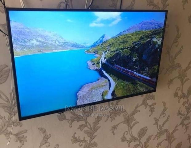 Samsung 43 Full HD Smart TV - thumbnail 2