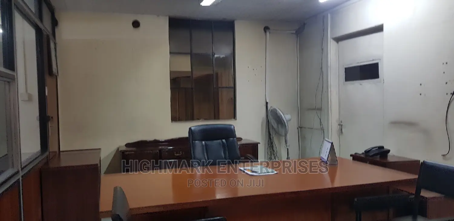 Business Complex to Let