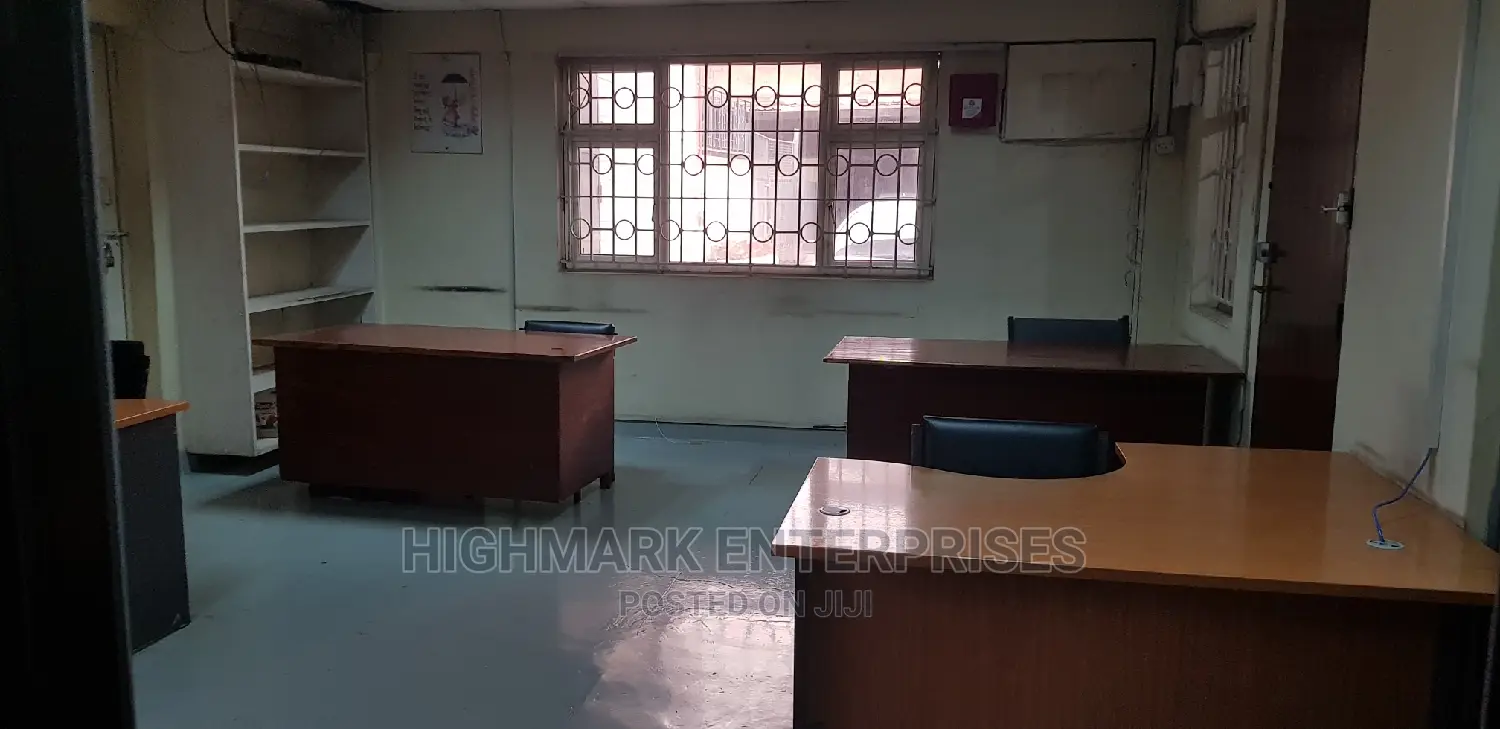 Business Complex to Let