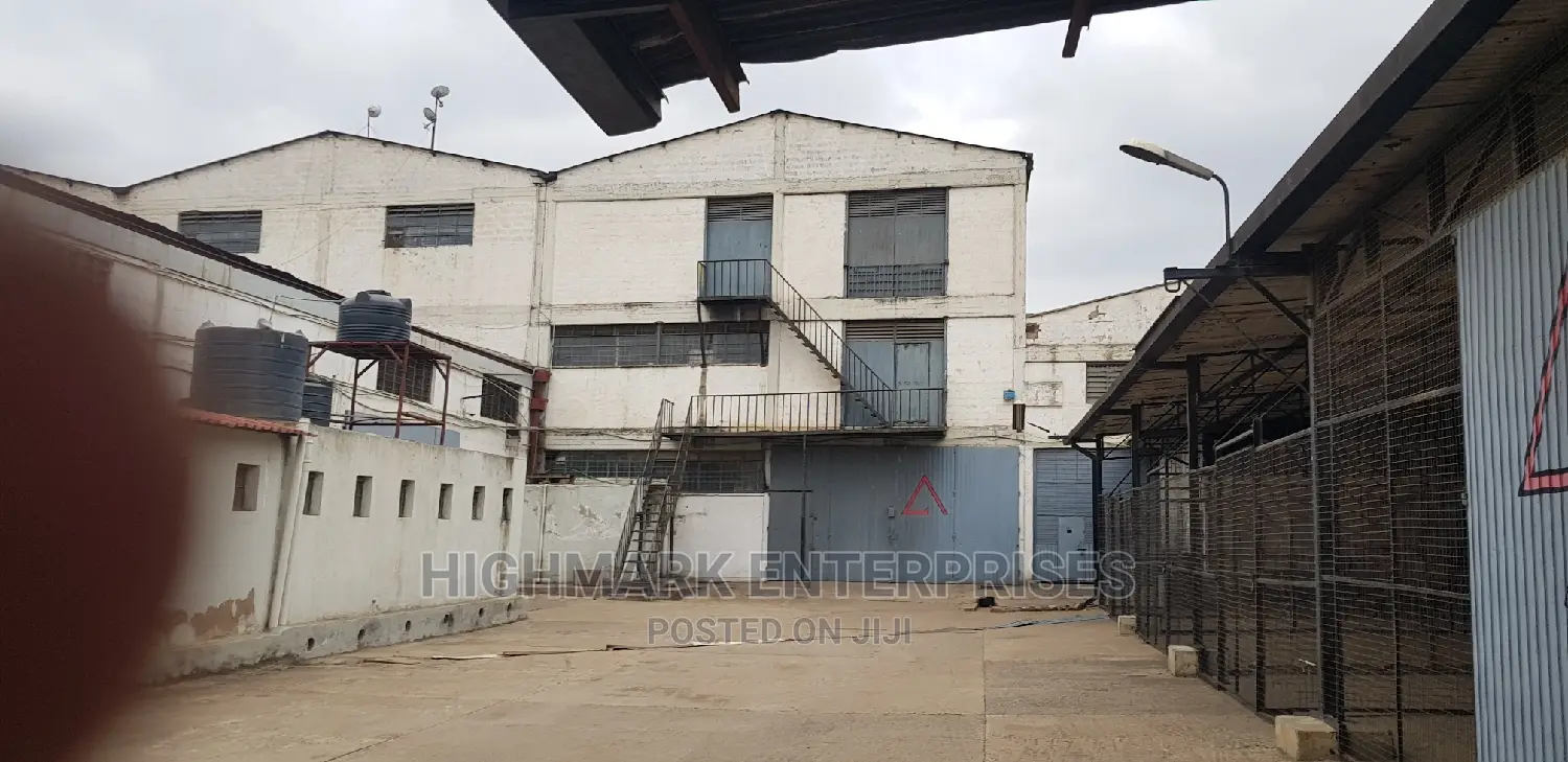 Business Complex to Let