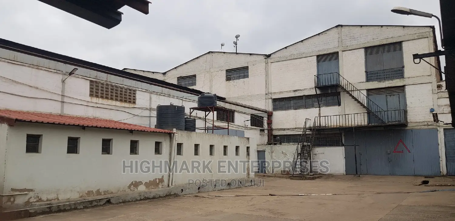 Business Complex to Let