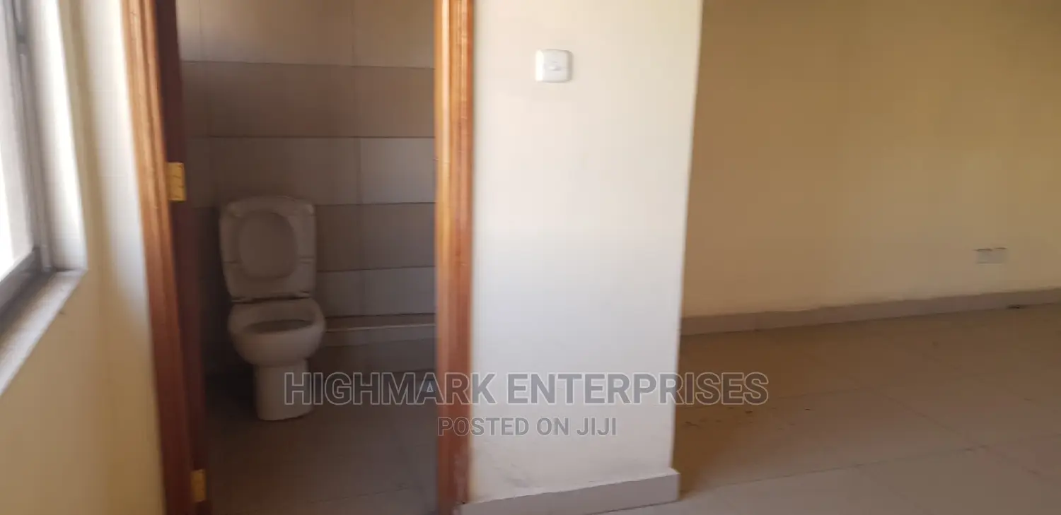 Godown/Warehouse to Let in Mavoko