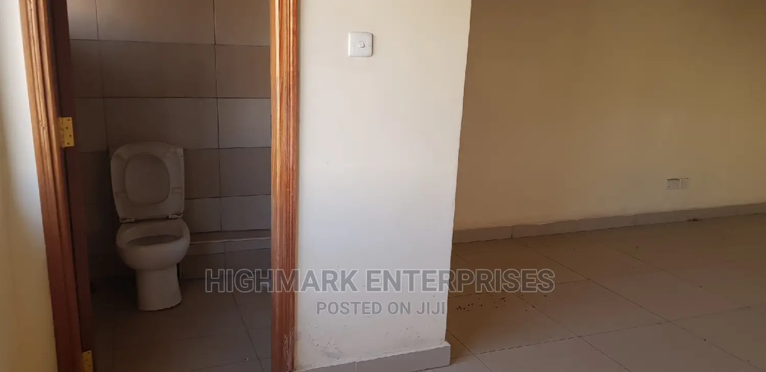 Godown/Warehouse to Let in Mavoko