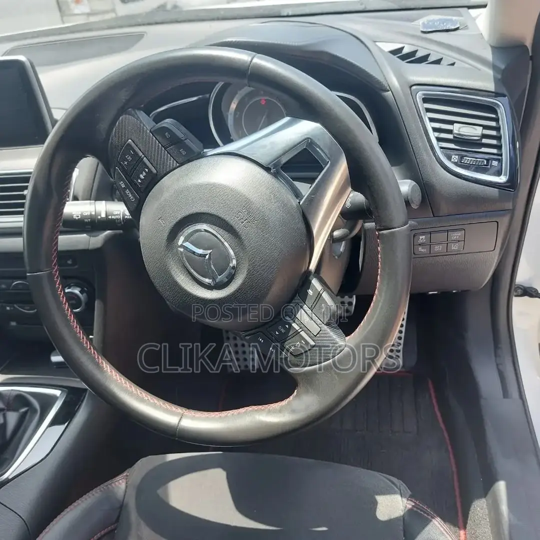 Mazda Axela 2017 Pearl