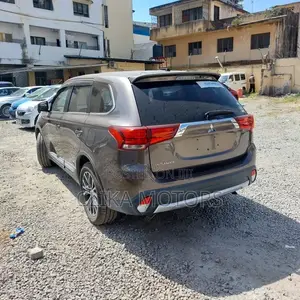 Mitsubishi Outlander SEL AWC 2016 Brown