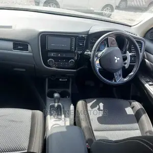 Mitsubishi Outlander SEL AWC 2016 Brown