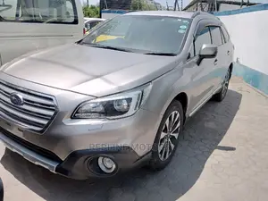 Subaru Outback 2.5i AWD 2017 Beige