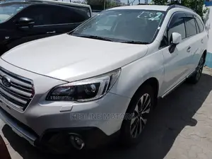Subaru Outback 2.5i AWD 2016 Off White