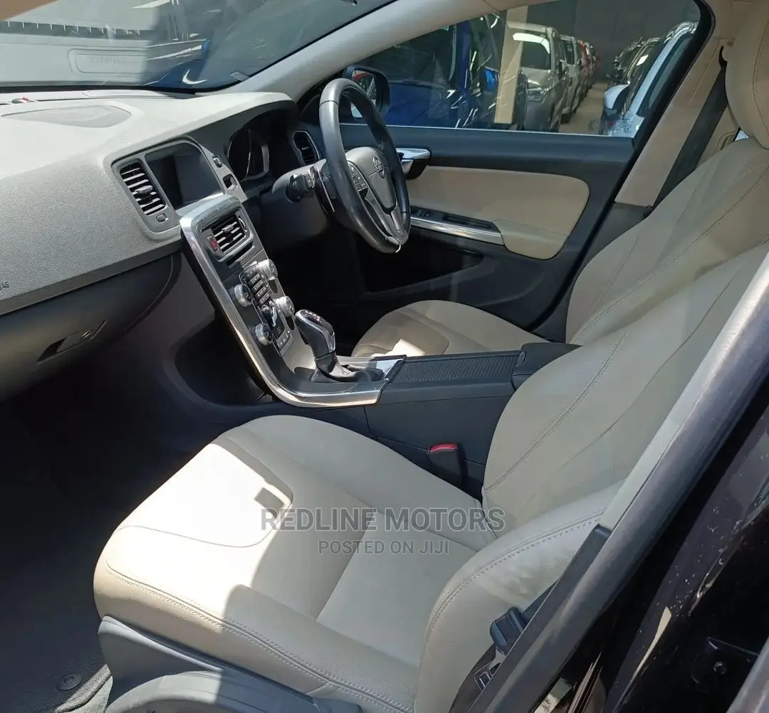 Volvo S60 2016 Brown