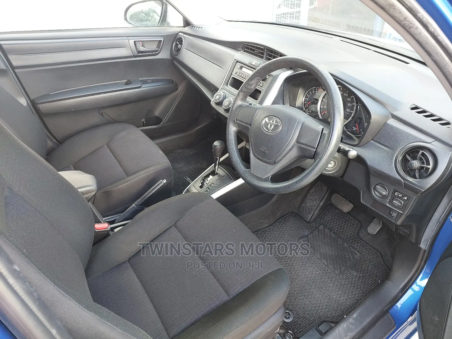 Toyota Corolla Fielder 2017 Blue