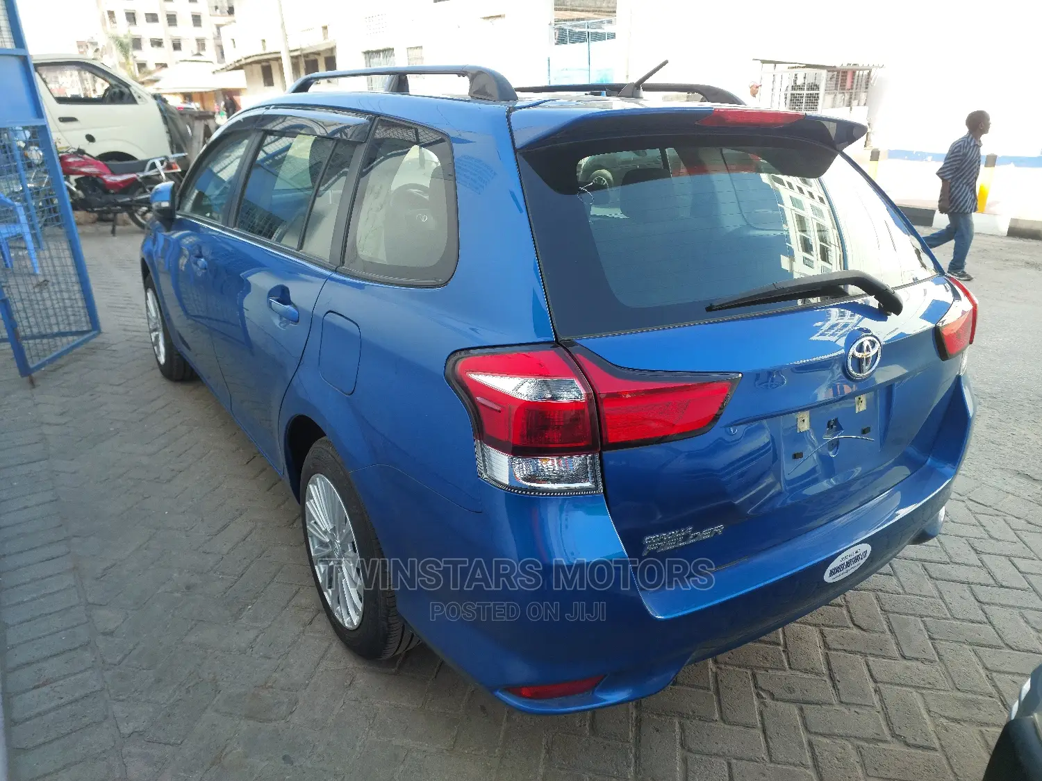 Toyota Corolla Fielder 2017 Blue