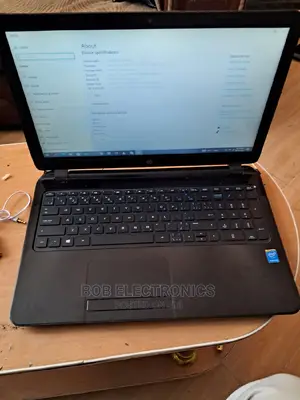 Laptop HP 15-Dw1197nia 4GB Intel Celeron HDD 500GB