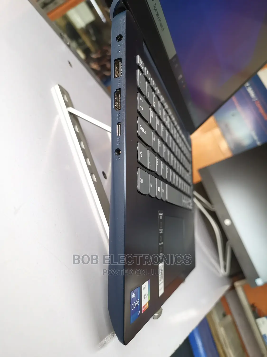 Laptop HP 15-Da3007nia 4GB Intel Pentium HDD+SSD 500GB