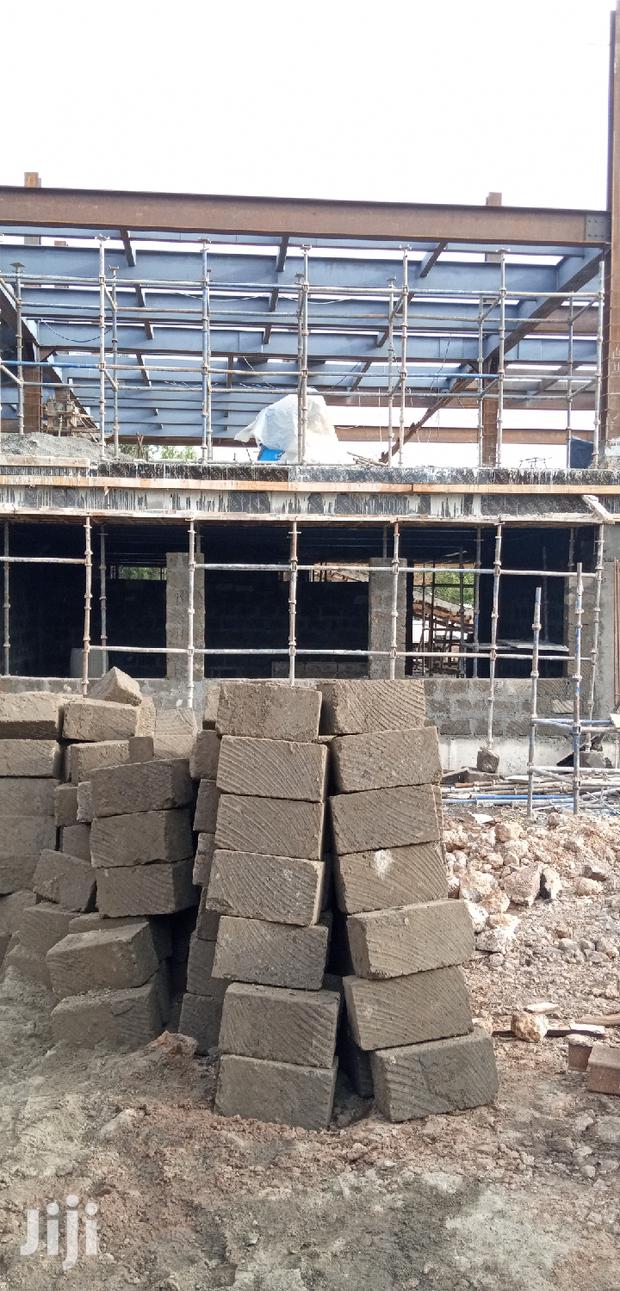 Grade One Machine Cut Stones - main view