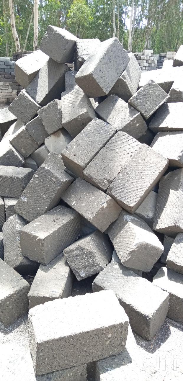 Grade One Machine Cut Stones - thumbnail 3