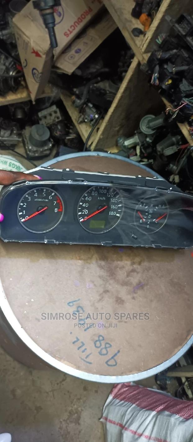 Nissan X-Trail Dashboard Clock T30