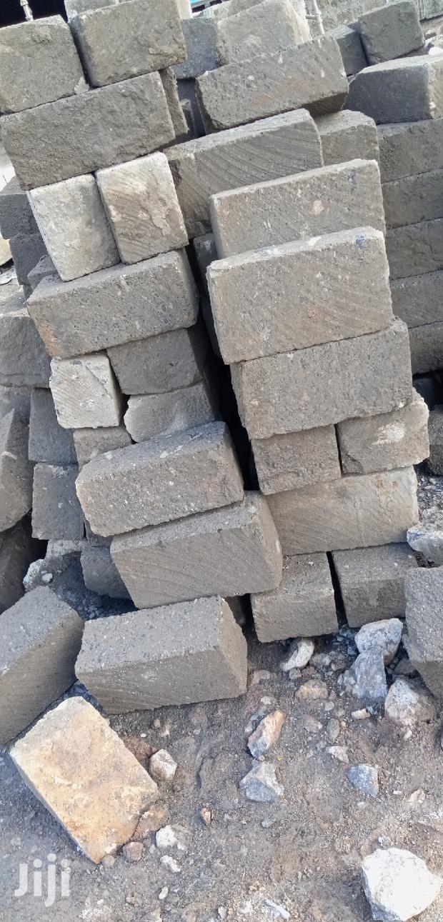Machine Cut Stones - thumbnail 3