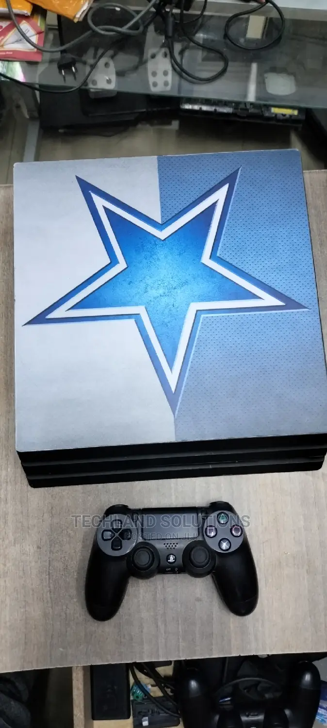 EX UK SONY Ps4 PRO