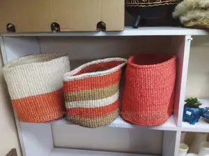 Baskets Kiondos Vases