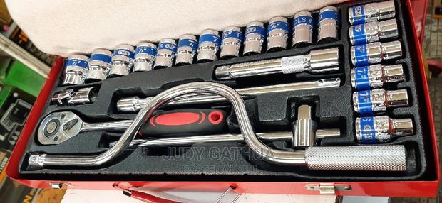 Chrome Socket Wrench Set 24pcs